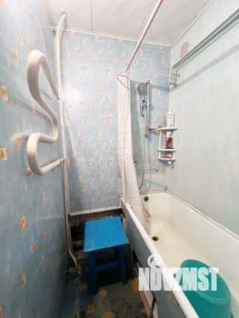 2-к квартира, вторичка, 44м2, 1/5 этаж