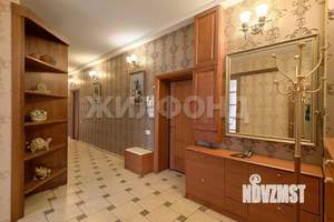 3-к квартира, вторичка, 140м2, 2/6 этаж