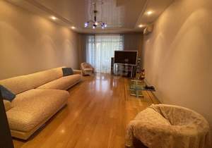 4-к квартира, вторичка, 122м2, 3/5 этаж