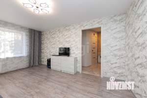 2-к квартира, вторичка, 37м2, 1/5 этаж