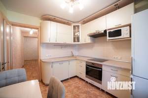 3-к квартира, вторичка, 82м2, 2/10 этаж