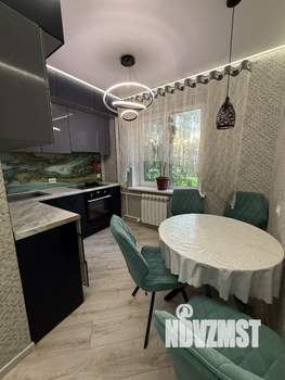 2-к квартира, вторичка, 54м2, 1/9 этаж