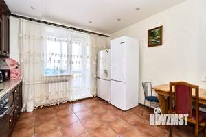 3-к квартира, вторичка, 104м2, 4/5 этаж