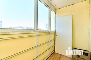 Студия квартира, вторичка, 31м2, 2/18 этаж