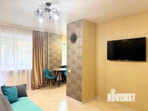2-к квартира, вторичка, 42м2, 3/4 этаж