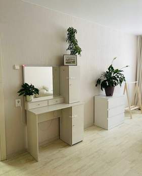 2-к квартира, вторичка, 54м2, 1/9 этаж