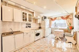 3-к квартира, вторичка, 106м2, 2/6 этаж