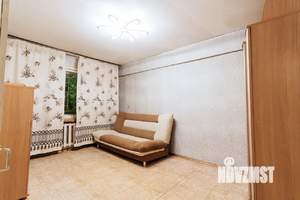 2-к квартира, вторичка, 44м2, 1/5 этаж