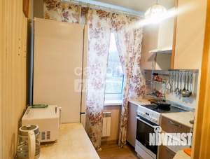 2-к квартира, вторичка, 44м2, 1/5 этаж