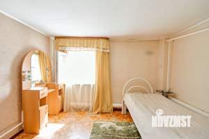3-к квартира, вторичка, 61м2, 1/1 этаж