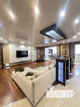 3-к квартира, вторичка, 100м2, 8/10 этаж