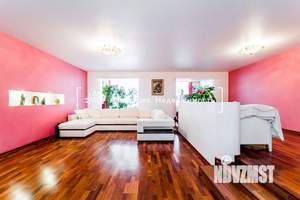 4-к квартира, вторичка, 224м2, 2/6 этаж