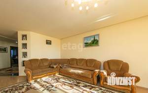 3-к квартира, вторичка, 100м2, 8/8 этаж