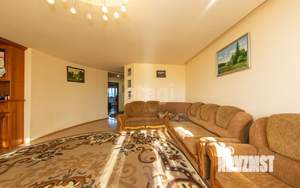 3-к квартира, вторичка, 100м2, 8/8 этаж