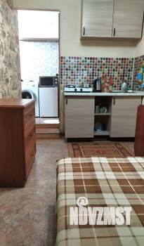 Студия квартира, вторичка, 15м2, 1/5 этаж