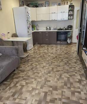 3-к квартира, вторичка, 64м2, 4/17 этаж