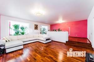 4-к квартира, вторичка, 224м2, 2/6 этаж