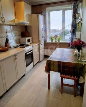 3-к квартира, вторичка, 64м2, 9/9 этаж