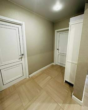 4-к квартира, вторичка, 84м2, 10/17 этаж