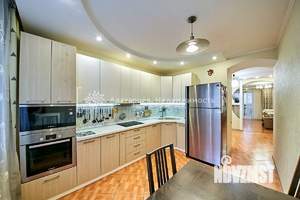 3-к квартира, вторичка, 95м2, 2/4 этаж