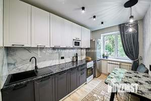 2-к квартира, вторичка, 51м2, 1/5 этаж