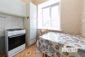 2-к квартира, вторичка, 43м2, 4/4 этаж