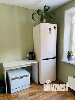 2-к квартира, вторичка, 54м2, 1/9 этаж