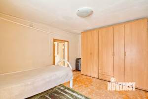 3-к квартира, вторичка, 61м2, 1/1 этаж