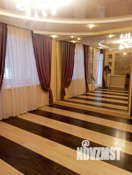 3-к квартира, вторичка, 100м2, 3/5 этаж