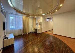 3-к квартира, вторичка, 125м2, 3/6 этаж