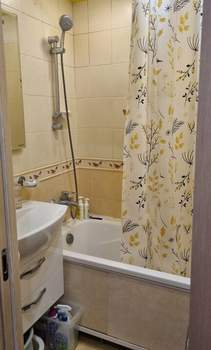 2-к квартира, вторичка, 60м2, 4/10 этаж