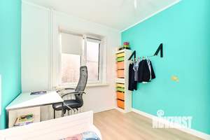 4-к квартира, вторичка, 72м2, 2/9 этаж