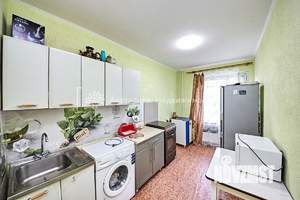 3-к квартира, вторичка, 68м2, 1/10 этаж