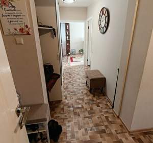 2-к квартира, вторичка, 52м2, 1/17 этаж