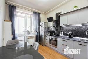 2-к квартира, вторичка, 68м2, 8/8 этаж