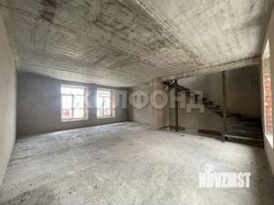 4-к квартира, вторичка, 166м2, 4/4 этаж