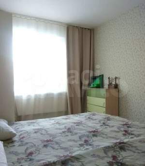 3-к квартира, вторичка, 74м2, 1/15 этаж