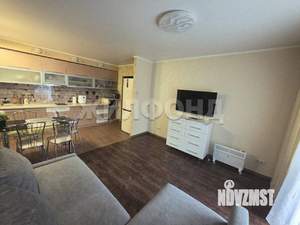 3-к квартира, вторичка, 60м2, 1/17 этаж