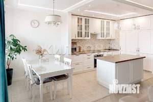 4-к квартира, вторичка, 117м2, 10/12 этаж