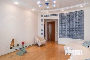 4-к квартира, вторичка, 132м2, 3/6 этаж