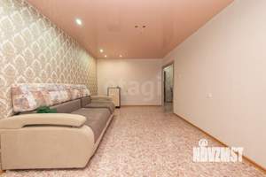 3-к квартира, вторичка, 77м2, 1/17 этаж