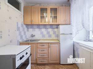 2-к квартира, вторичка, 46м2, 1/5 этаж