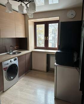 2-к квартира, вторичка, 40м2, 3/5 этаж