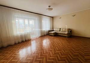 3-к квартира, вторичка, 82м2, 2/5 этаж