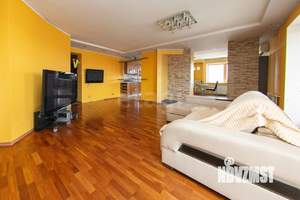 3-к квартира, вторичка, 133м2, 5/5 этаж