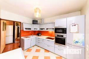 4-к квартира, вторичка, 93м2, 3/4 этаж