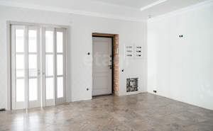 4-к квартира, вторичка, 163м2, 3/8 этаж