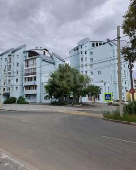 3-к квартира, вторичка, 110м2, 3/7 этаж