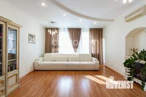 3-к квартира, вторичка, 93м2, 4/6 этаж