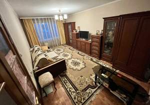 2-к квартира, вторичка, 54м2, 1/10 этаж